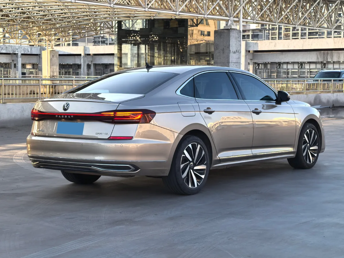 2022 Skoda Kodiak GT 2.0T 186HP L4 7DCT,autocango,china used car exporter,china ev exporter,chinese used car exporter,chinese used ev exporter