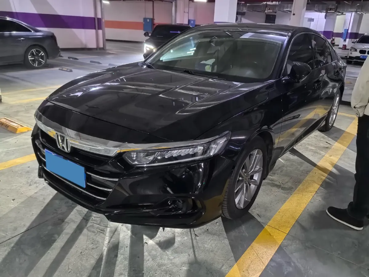2022 Honda Accord 1.5T 194HP L4 CVT,autocango,china used car exporter,china ev exporter,chinese used car exporter,chinese used ev exporter