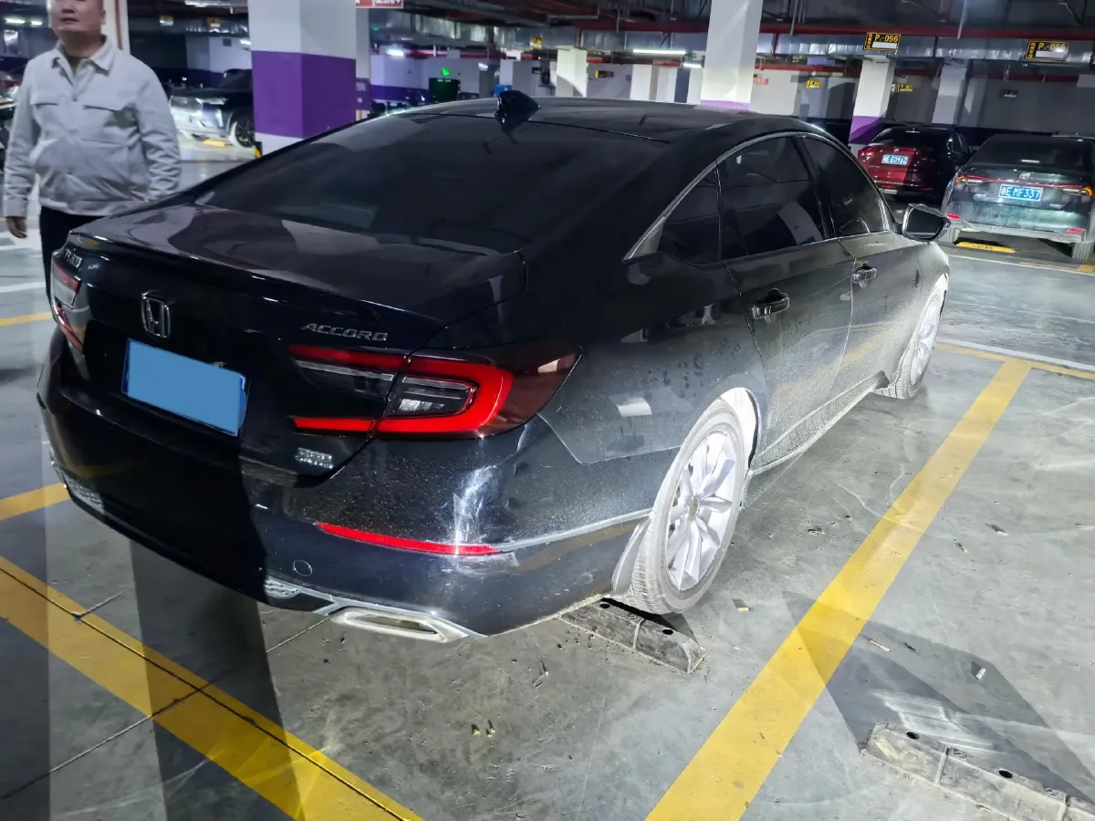 2022 Honda Accord 1.5T 194HP L4 CVT,autocango,china used car exporter,china ev exporter,chinese used car exporter,chinese used ev exporter