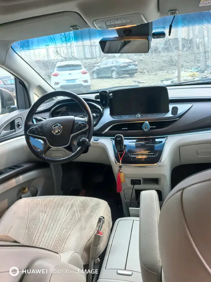 2021 Buick GL8 2.0T 237HP L4 9AT,autocango,china used car exporter,china ev exporter,chinese used car exporter,chinese used ev exporter