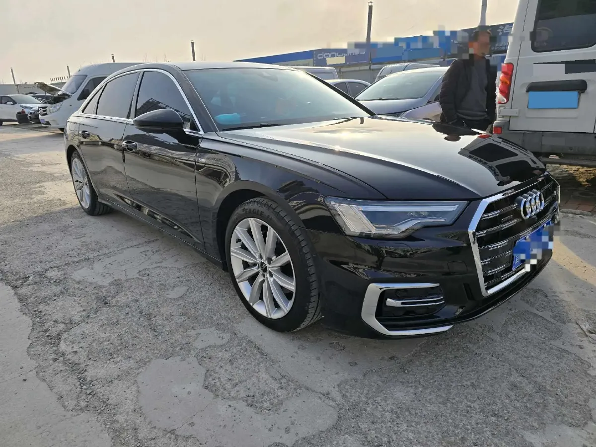 2023 Audi A6L 2.0T 245HP L4 7DCT,autocango,china used car exporter,china ev exporter,chinese used car exporter,chinese used ev exporter