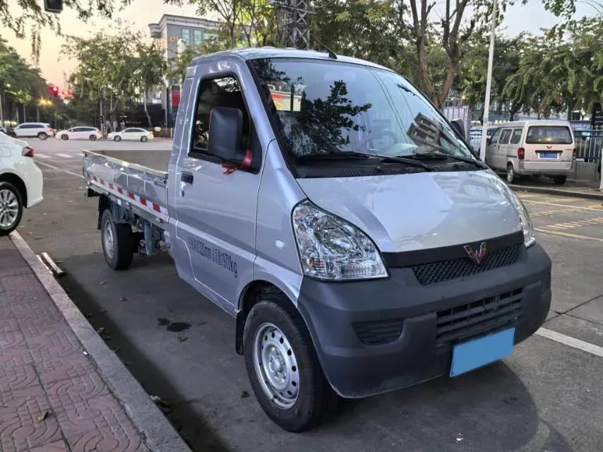 2023 WuLing RongGuang New Truck 2.0L 136HP L4 5MT,autocango,china used car exporter,china ev exporter,chinese used car exporter,chinese used ev exporter
