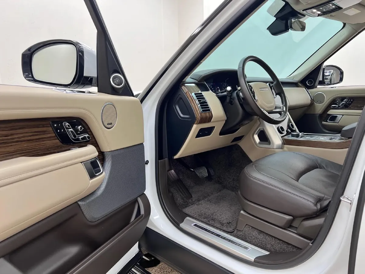 2018 Land Rover Range Rover 3.0T 381HP V6 8AT,autocango,china used car exporter,china ev exporter,chinese used car exporter,chinese used ev exporter