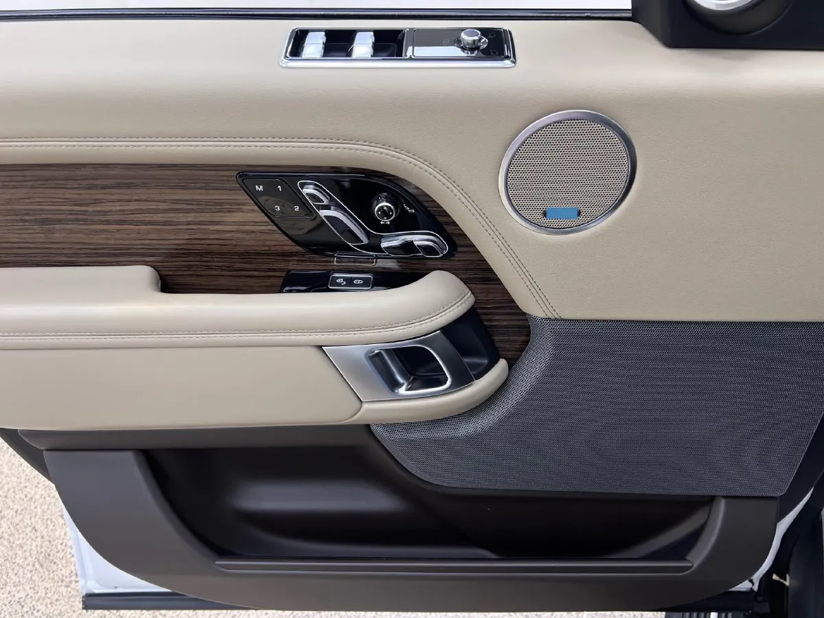 2018 Land Rover Range Rover 3.0T 381HP V6 8AT,autocango,china used car exporter,china ev exporter,chinese used car exporter,chinese used ev exporter