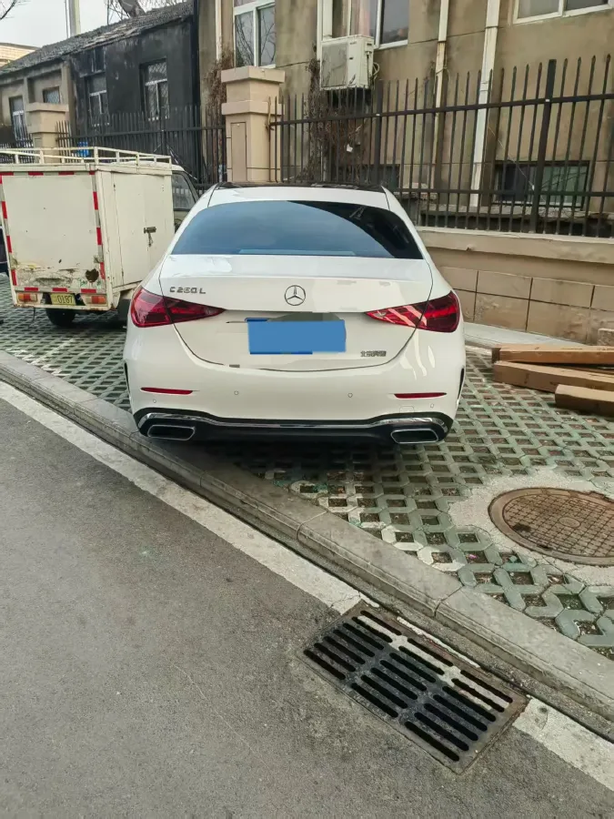 2025 Mercedes-Benz C Class 1.5T 204HP L4 9AT,autocango,china used car exporter,china ev exporter,chinese used car exporter,chinese used ev exporter