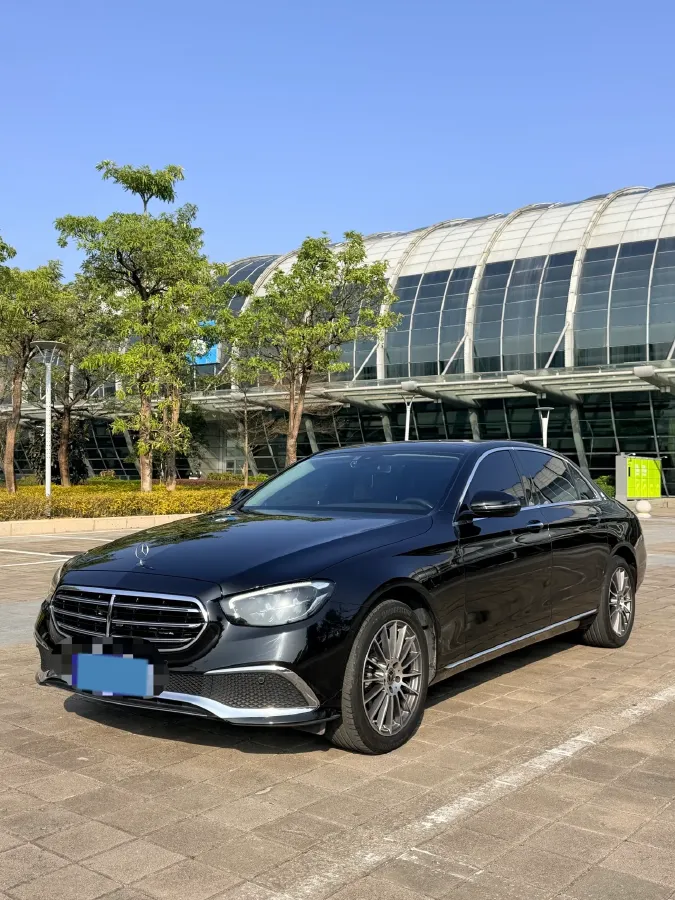 2021 Mercedes-Benz E Class 2.0T 197HP L4 9AT,autocango,china used car exporter,china ev exporter,chinese used car exporter,chinese used ev exporter