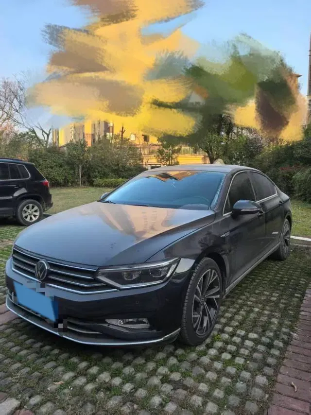 2020 Volkswagen Magotan 2.0T 186HP L4 7DCT,autocango,china used car exporter,china ev exporter,chinese used car exporter,chinese used ev exporter