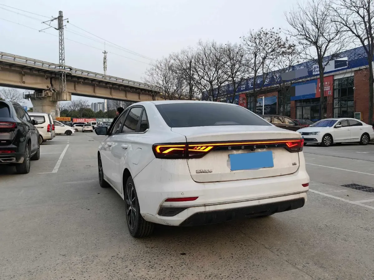2022 Geely Emgrand 1.5L 114HP L4 CVT,autocango,china used car exporter,china ev exporter,chinese used car exporter,chinese used ev exporter