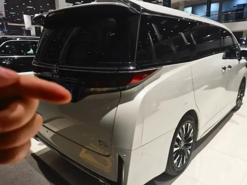 2024 Toyota Vellfire 2.5L 190HP L4 E-CVT Hybrid,autocango,china used car exporter,china ev exporter,chinese used car exporter,chinese used ev exporter