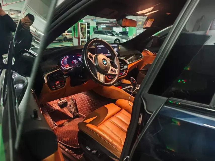 2021 BMW 6 Series GT 2.0T 258HP L4 8AT,autocango,china used car exporter,china ev exporter,chinese used car exporter,chinese used ev exporter