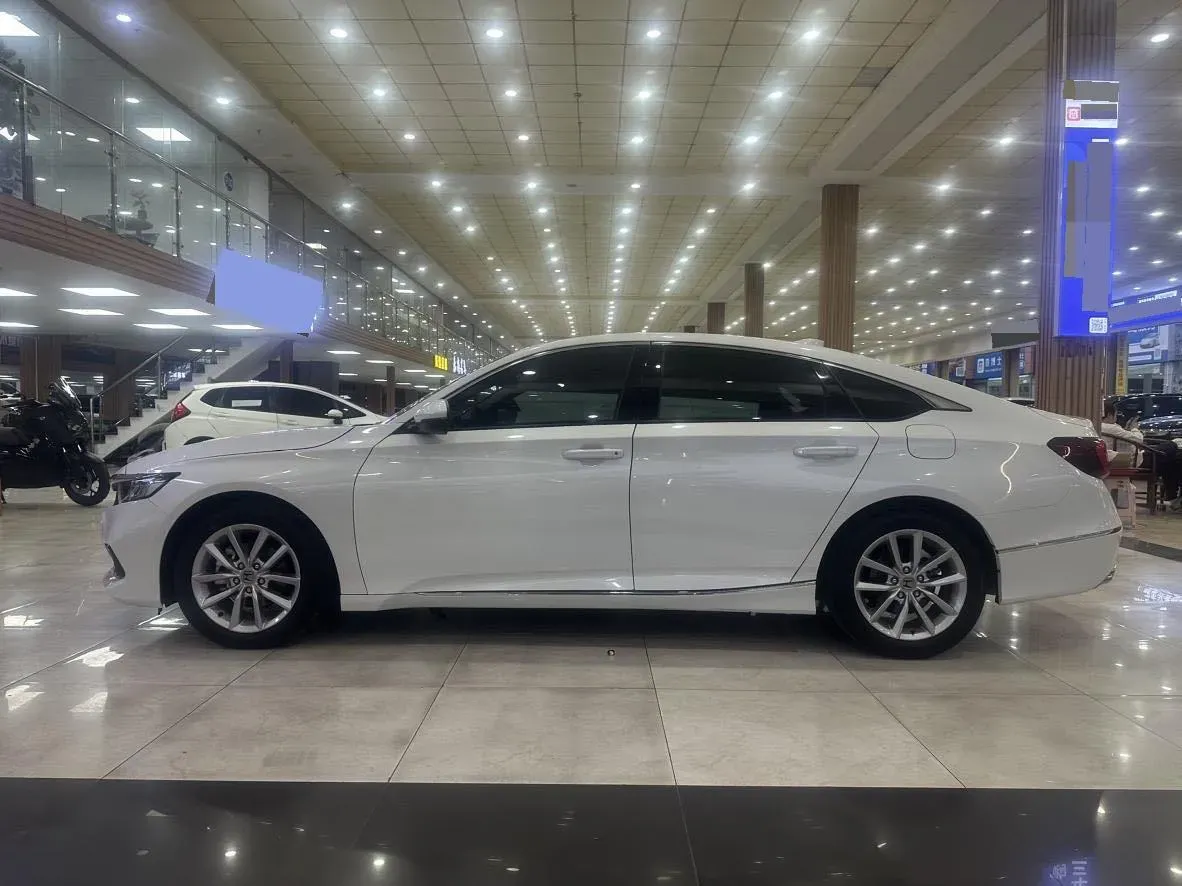 2022 Honda Accord 1.5T 194HP L4 CVT,autocango,china used car exporter,china ev exporter,chinese used car exporter,chinese used ev exporter