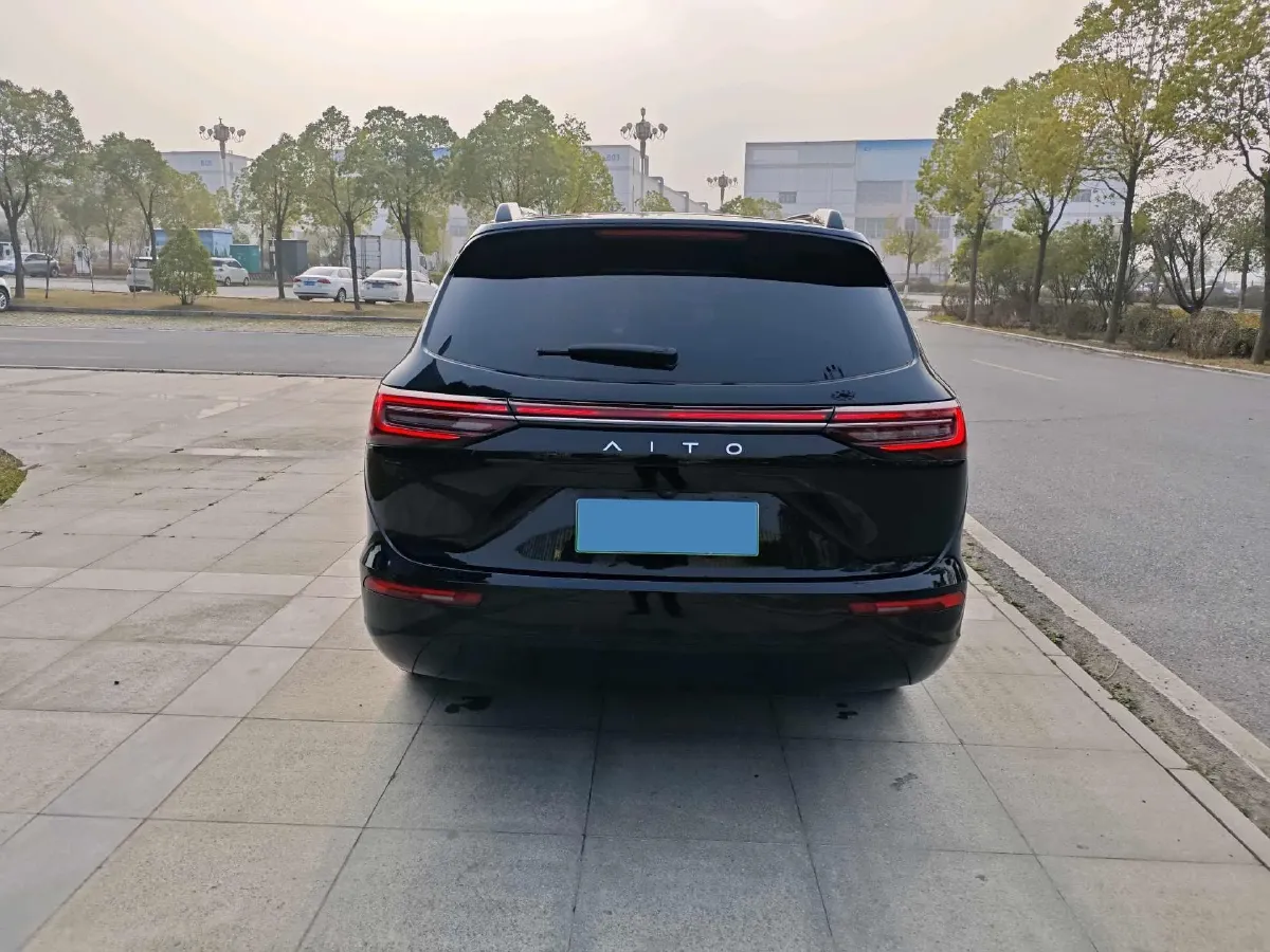 2024 AITO AITO M7 1.5T 152HP L4 REEV 42KWH,autocango,china used car exporter,china ev exporter,chinese used car exporter,chinese used ev exporter