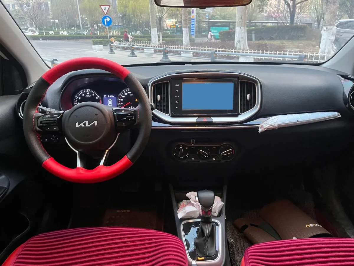 2021 Kia KX1 1.4L 100HP L4 6AT,autocango,china used car exporter,china ev exporter,chinese used car exporter,chinese used ev exporter