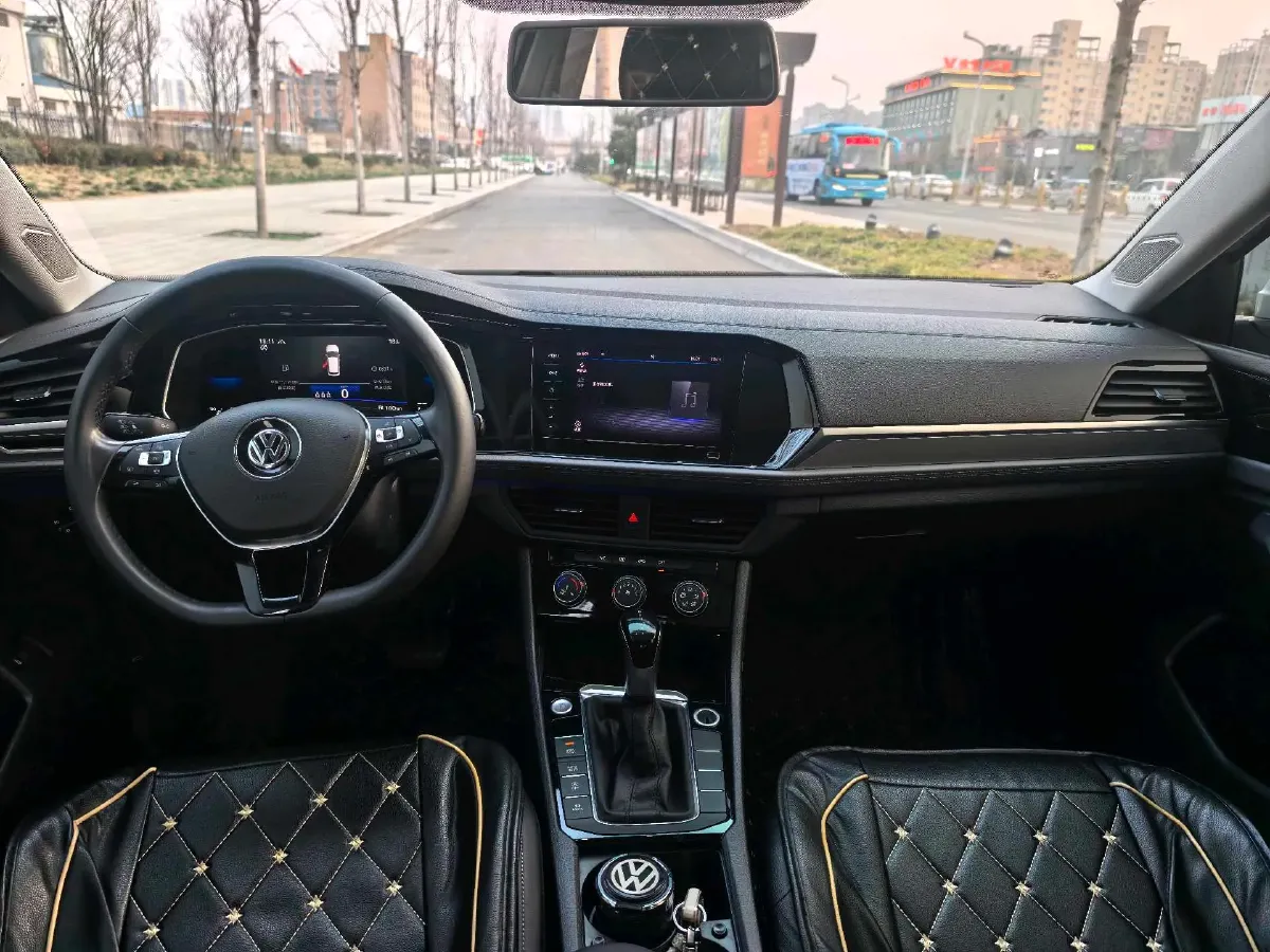 2021 Volkswagen Sagitar 1.2T 116HP L4 7DCT,autocango,china used car exporter,china ev exporter,chinese used car exporter,chinese used ev exporter