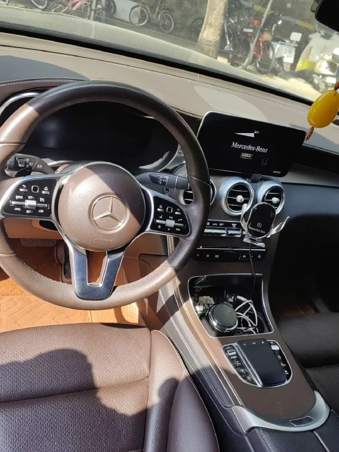 2021 Mercedes-Benz GLC Class 2.0T 197HP L4 9AT,autocango,china used car exporter,china ev exporter,chinese used car exporter,chinese used ev exporter