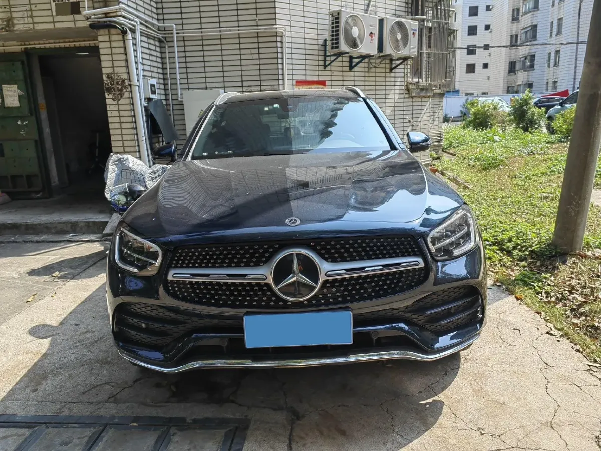 2021 Mercedes-Benz GLC Class 2.0T 197HP L4 9AT,autocango,china used car exporter,china ev exporter,chinese used car exporter,chinese used ev exporter