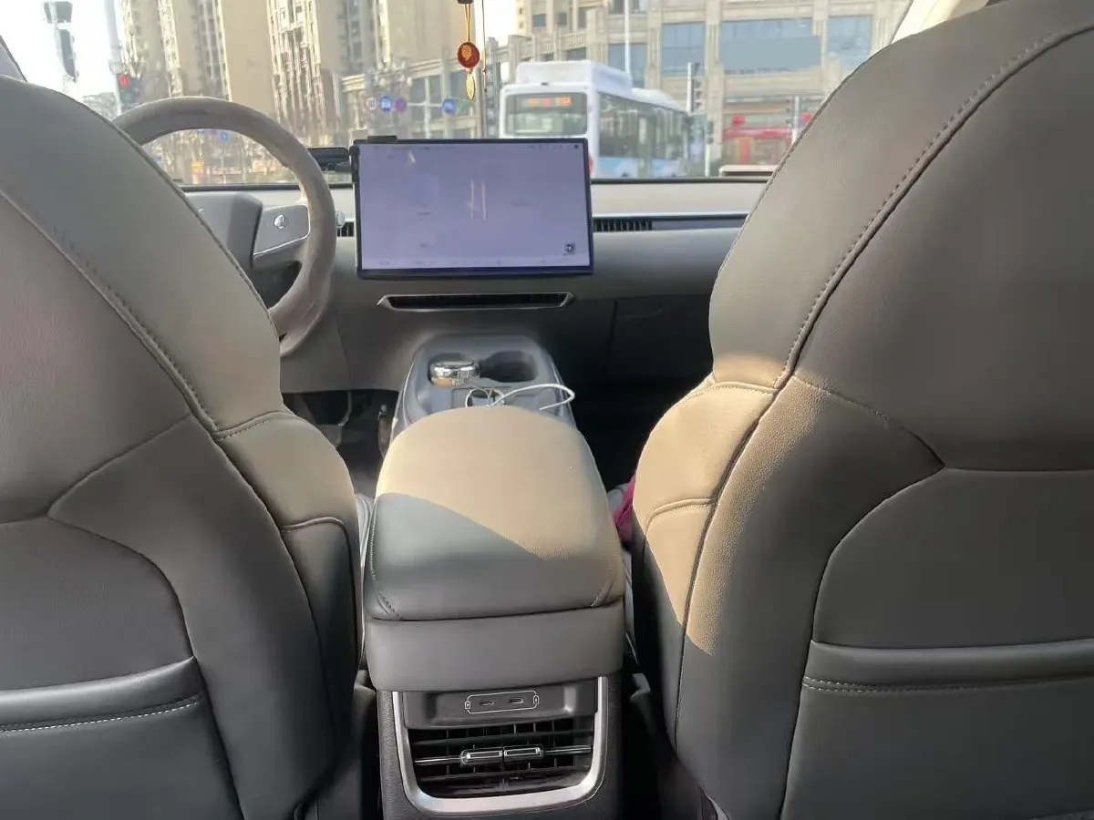 2024 Xpeng MONA M03 BEV 62.2KWH,autocango,china used car exporter,china ev exporter,chinese used car exporter,chinese used ev exporter