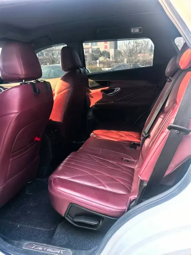 2025 Jetour X70 Plus 1.5T 184HP L4 7DCT,autocango,china used car exporter,china ev exporter,chinese used car exporter,chinese used ev exporter