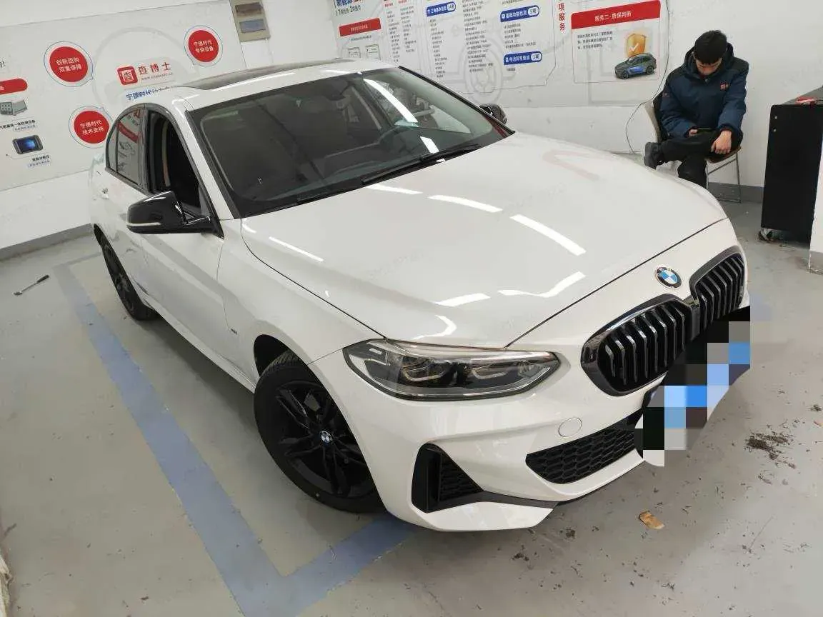 2022 BMW 1 Series 1.5T 140HP L3 7DCT,autocango,china used car exporter,china ev exporter,chinese used car exporter,chinese used ev exporter