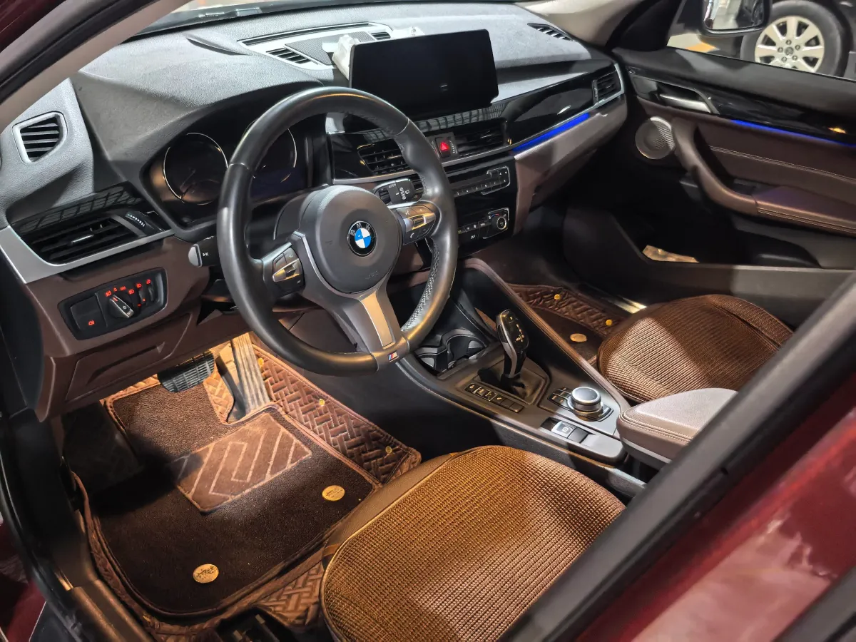 2021 BMW X1 2.0T 192HP L4 7DCT,autocango,china used car exporter,china ev exporter,chinese used car exporter,chinese used ev exporter