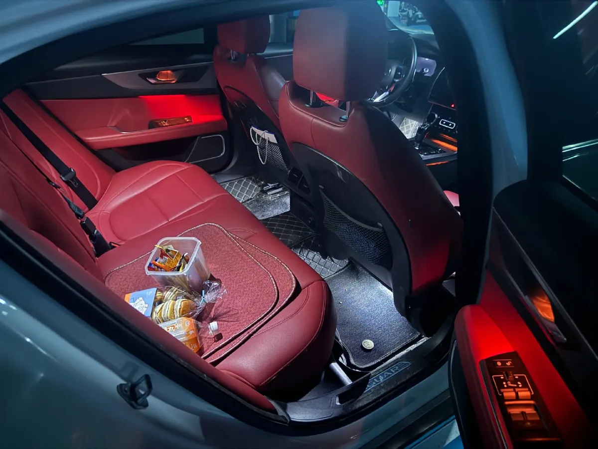 2020 Jaguar XEL 2.0T 200HP L4 8AT,autocango,china used car exporter,china ev exporter,chinese used car exporter,chinese used ev exporter