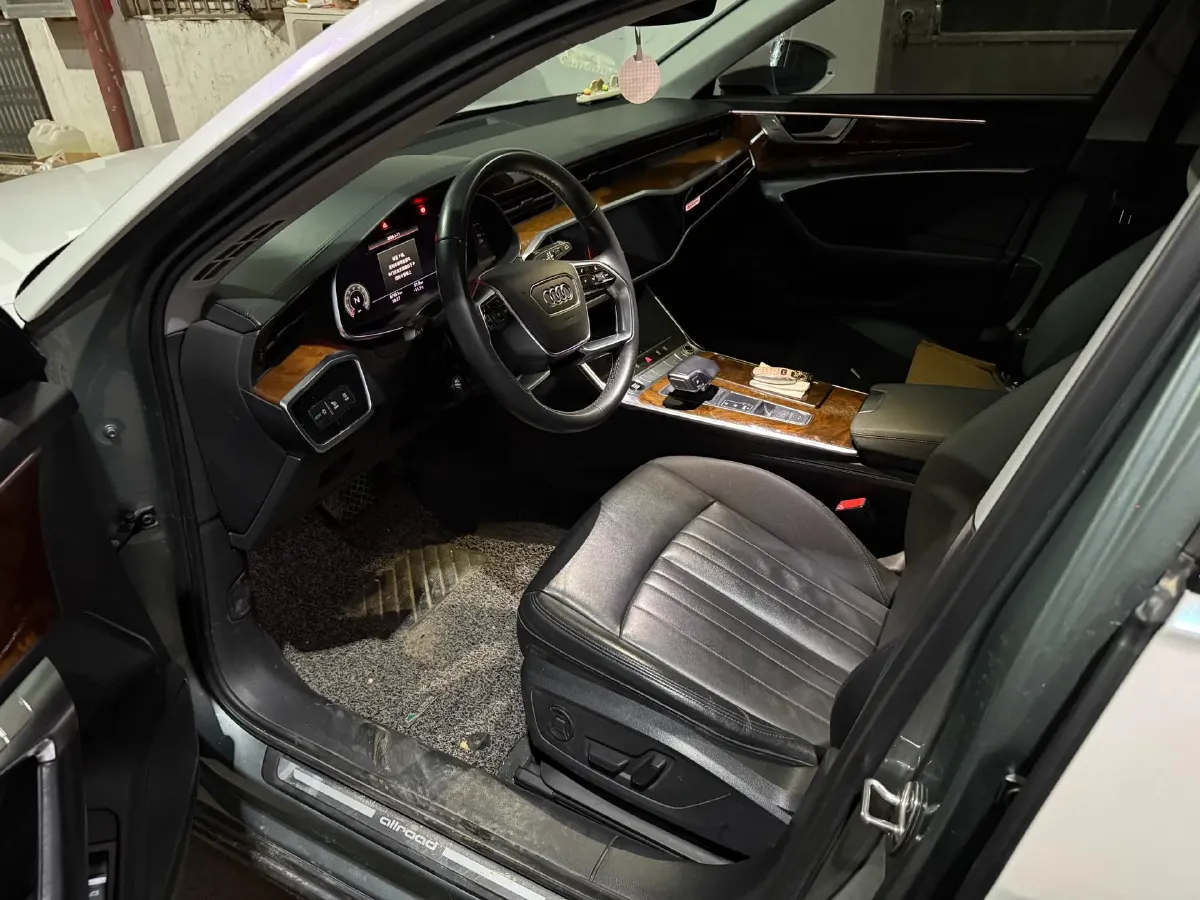 2021 Audi A6 3.0T 340HP V6 7DCT,autocango,china used car exporter,china ev exporter,chinese used car exporter,chinese used ev exporter