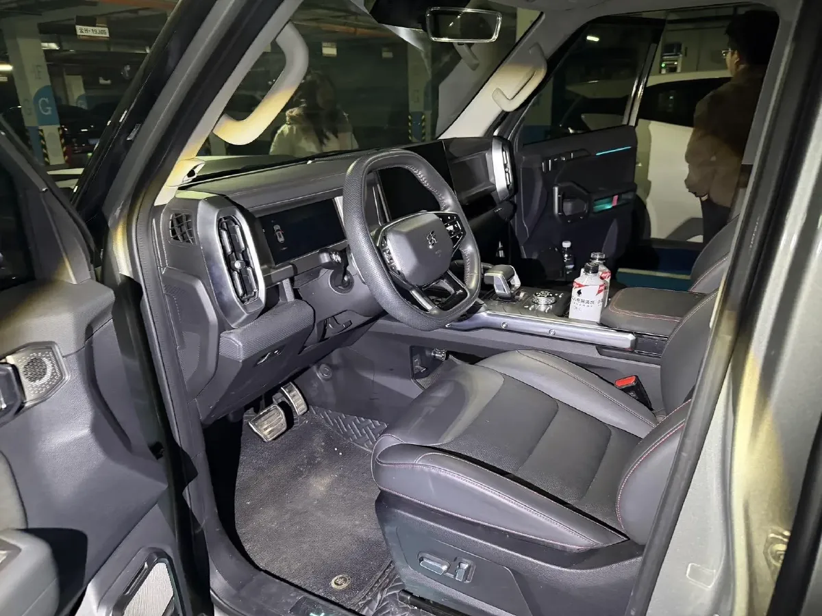 2023 Jetour Traveller 2.0T 254HP L4 7DCT,autocango,china used car exporter,china ev exporter,chinese used car exporter,chinese used ev exporter