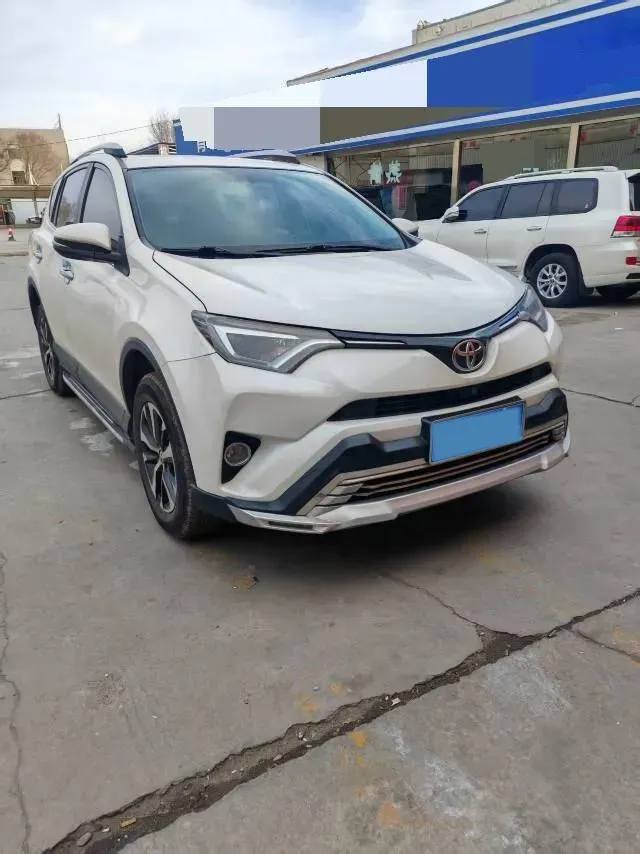 2016 Mitsubishi Outlander 2.0L 150HP L4 CVT,autocango,china used car exporter,china ev exporter,chinese used car exporter,chinese used ev exporter