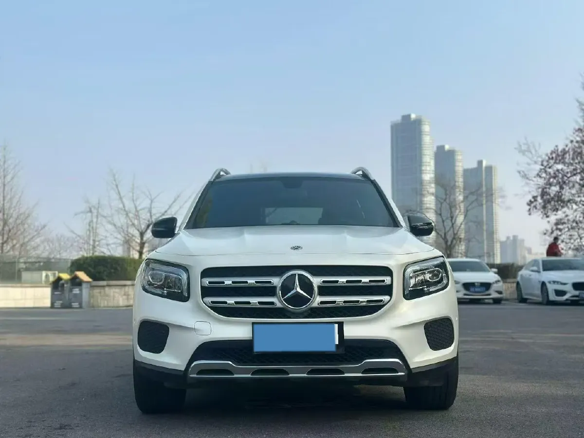 2022 Mercedes-Benz GLB Class 2.0T 190HP L4 8DCT,autocango,china used car exporter,china ev exporter,chinese used car exporter,chinese used ev exporter