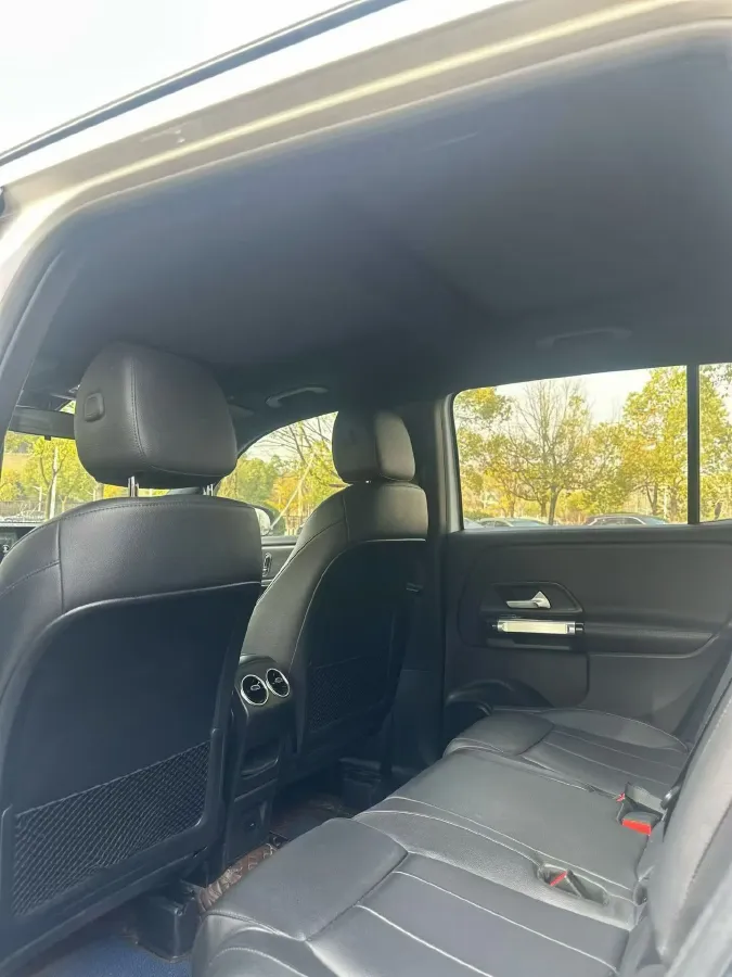 2022 Mercedes-Benz GLB Class 2.0T 190HP L4 8DCT,autocango,china used car exporter,china ev exporter,chinese used car exporter,chinese used ev exporter