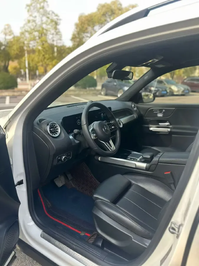 2022 Mercedes-Benz GLB Class 2.0T 190HP L4 8DCT,autocango,china used car exporter,china ev exporter,chinese used car exporter,chinese used ev exporter