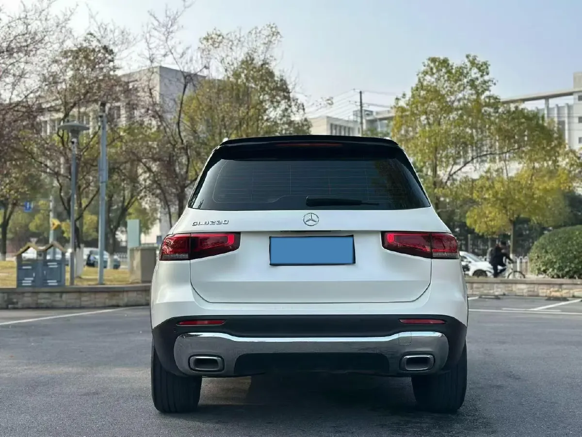 2022 Mercedes-Benz GLB Class 2.0T 190HP L4 8DCT,autocango,china used car exporter,china ev exporter,chinese used car exporter,chinese used ev exporter