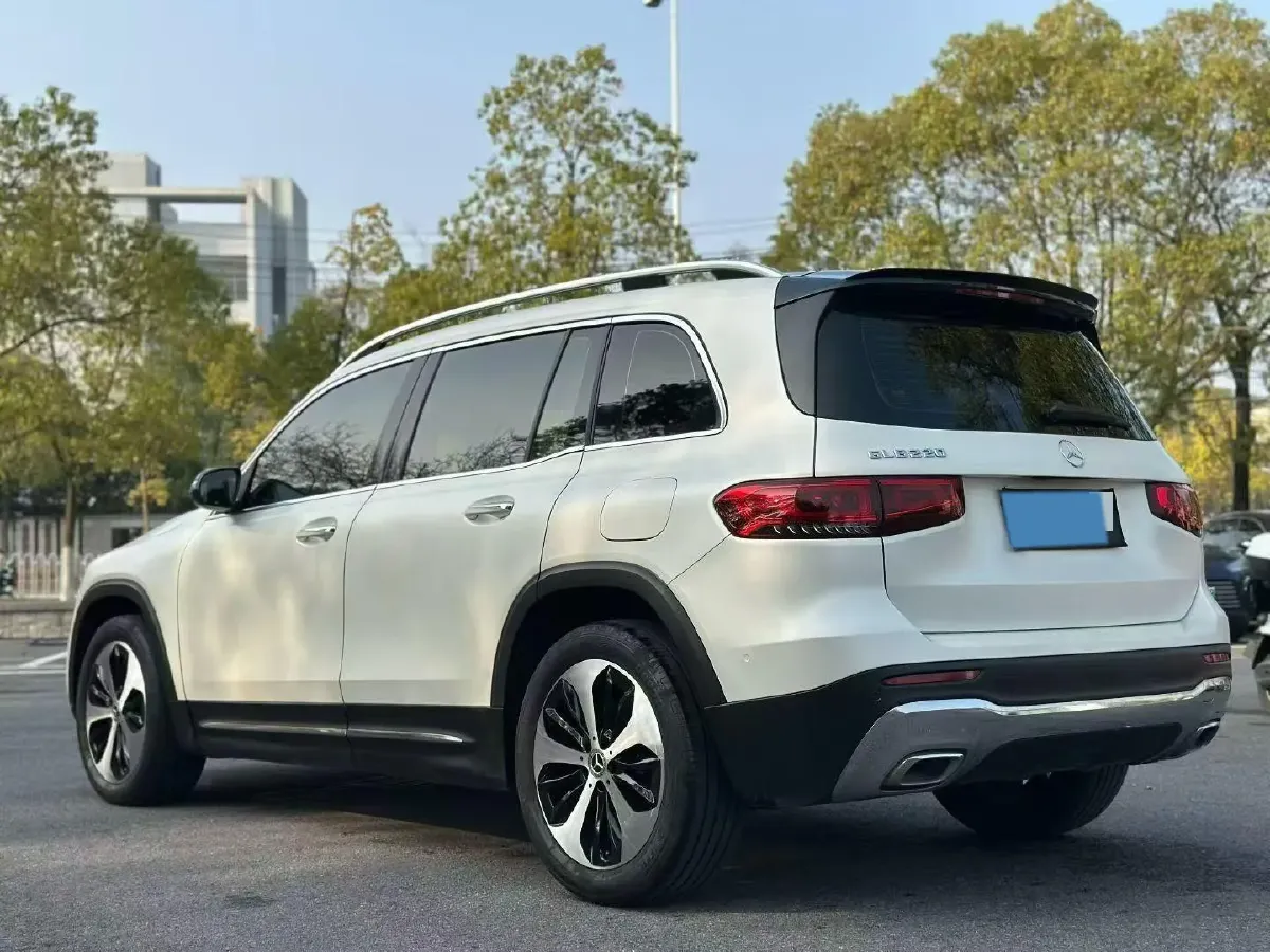 2022 Mercedes-Benz GLB Class 2.0T 190HP L4 8DCT,autocango,china used car exporter,china ev exporter,chinese used car exporter,chinese used ev exporter