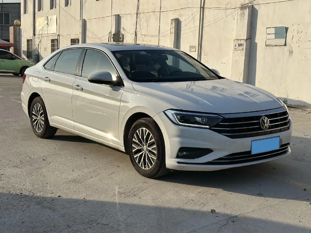 2019 Jeep Renegade 1.3T 173HP L4 7DCT,autocango,china used car exporter,china ev exporter,chinese used car exporter,chinese used ev exporter