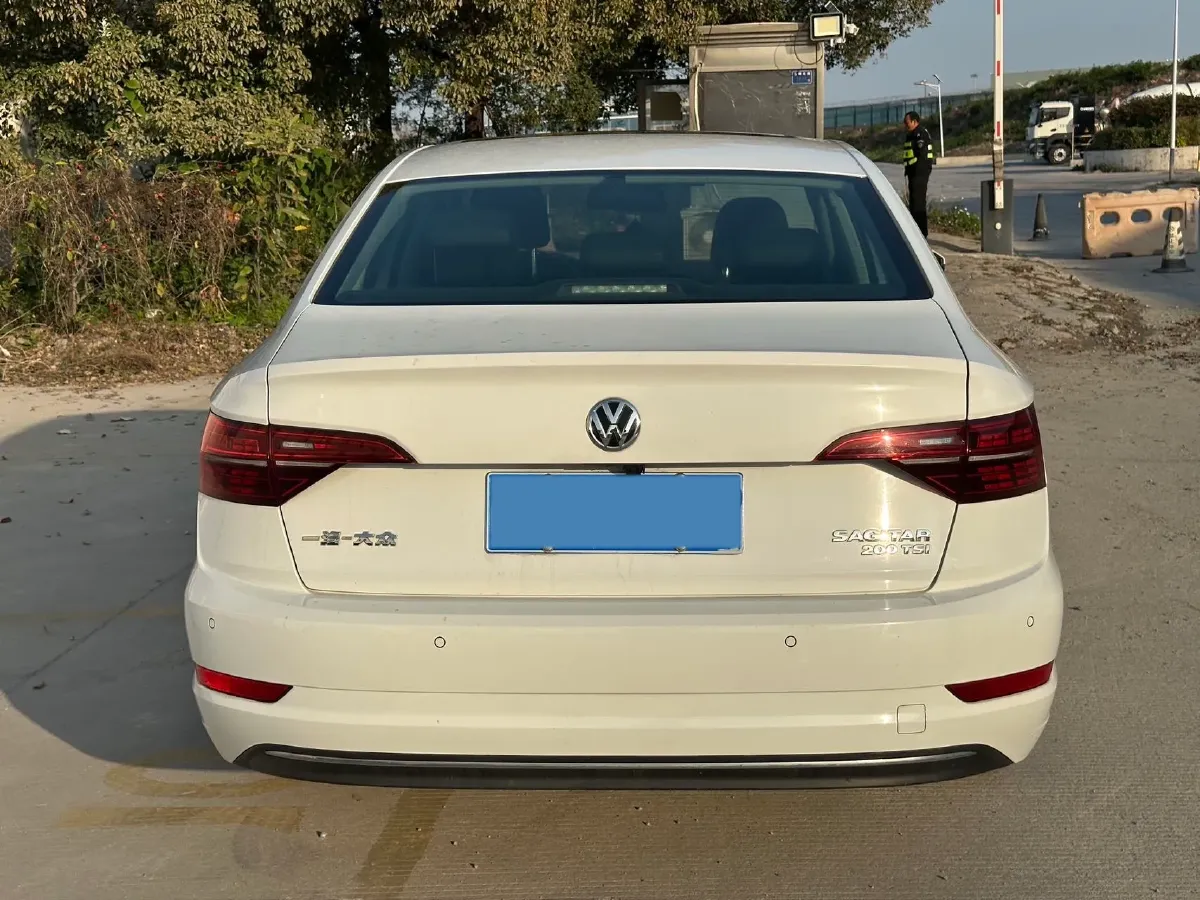 2019 Jeep Renegade 1.3T 173HP L4 7DCT,autocango,china used car exporter,china ev exporter,chinese used car exporter,chinese used ev exporter