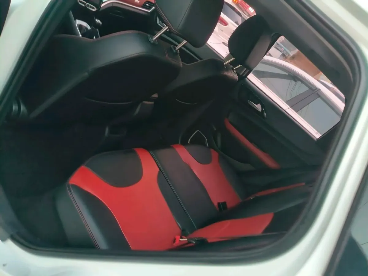 2017 BAW Battle Flag Pickup 2.8T 102HP L4 5MT,autocango,china used car exporter,china ev exporter,chinese used car exporter,chinese used ev exporter