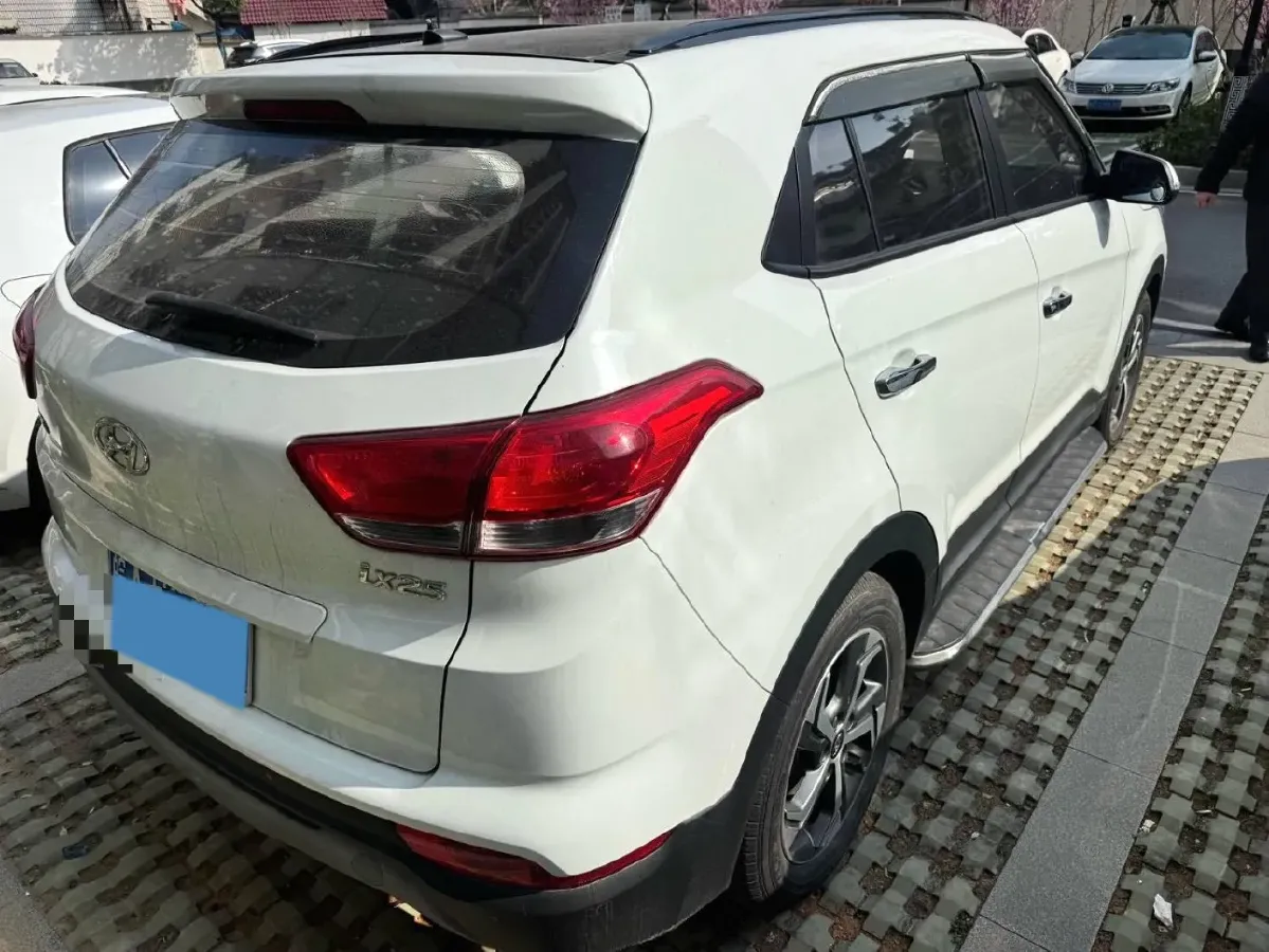 2017 Hyundai ix25 1.6L 125HP L4 6AT,autocango,china used car exporter,china ev exporter,chinese used car exporter,chinese used ev exporter