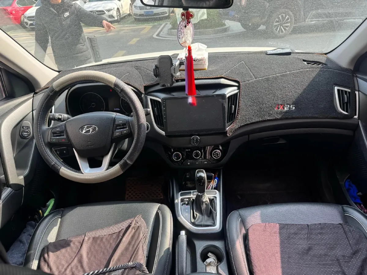 2017 Hyundai ix25 1.6L 125HP L4 6AT,autocango,china used car exporter,china ev exporter,chinese used car exporter,chinese used ev exporter