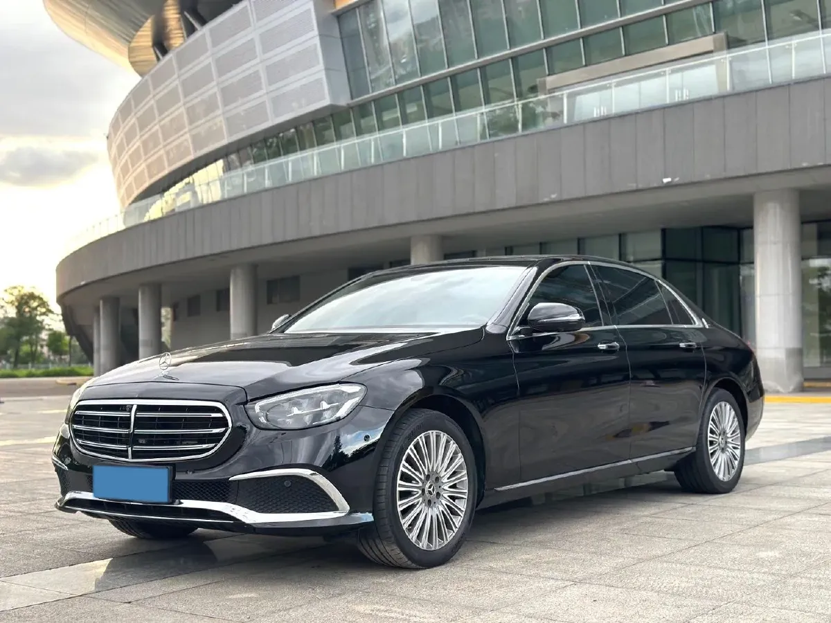 2022 Mercedes-Benz E Class 2.0T 258HP L4 9AT,autocango,china used car exporter,china ev exporter,chinese used car exporter,chinese used ev exporter