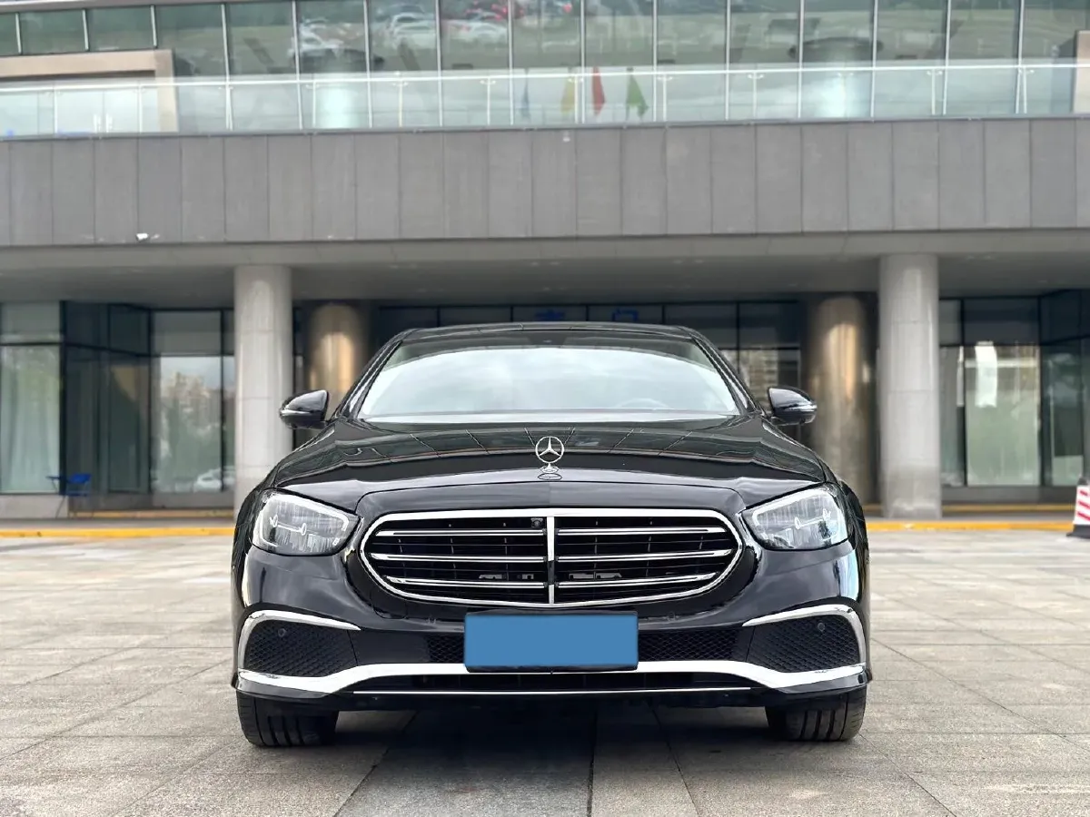 2022 Mercedes-Benz E Class 2.0T 258HP L4 9AT,autocango,china used car exporter,china ev exporter,chinese used car exporter,chinese used ev exporter