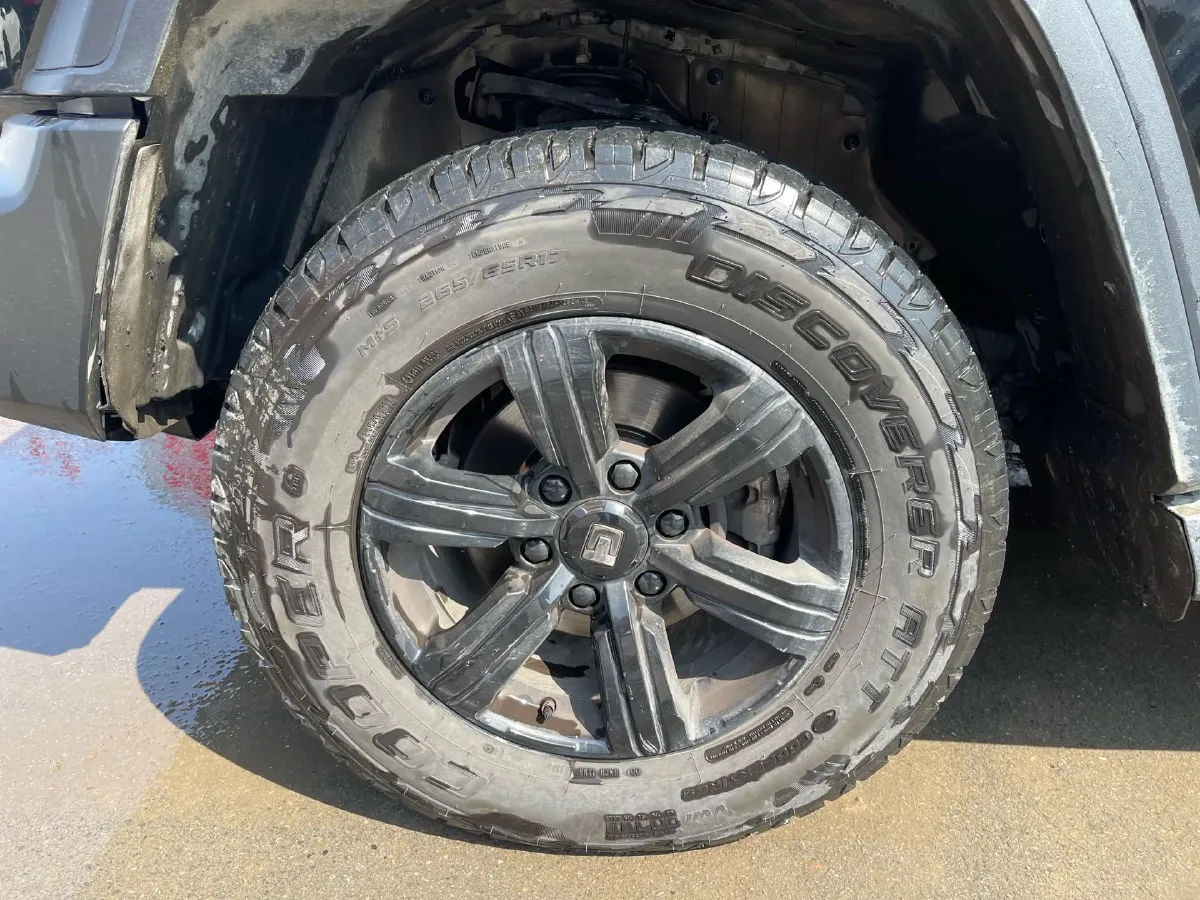 2023 Tank 300 2.0T 227HP L4 8AT,autocango,china used car exporter,china ev exporter,chinese used car exporter,chinese used ev exporter