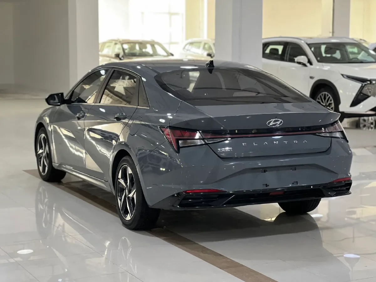2021 Hyundai Elantra 1.5L 115HP L4 CVT,autocango,china used car exporter,china ev exporter,chinese used car exporter,chinese used ev exporter