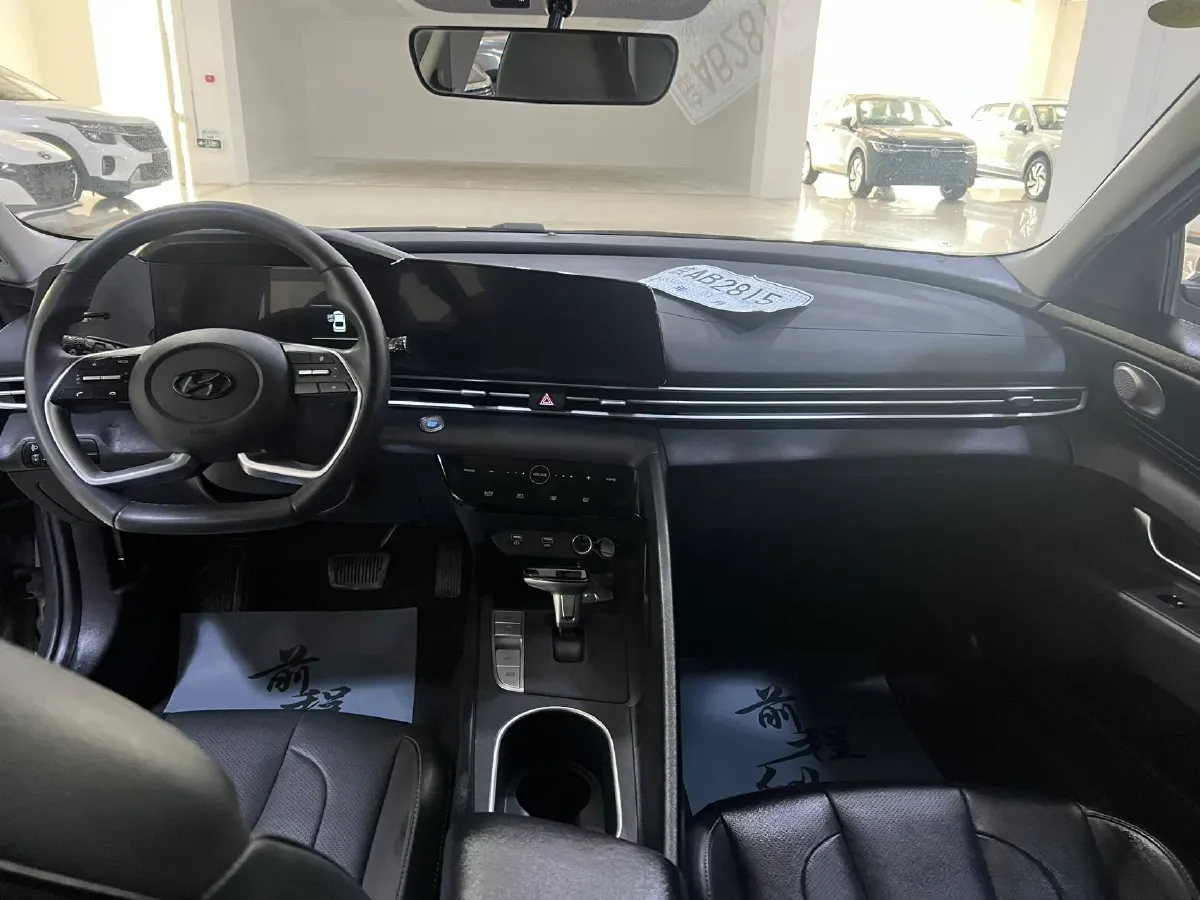 2021 Hyundai Elantra 1.5L 115HP L4 CVT,autocango,china used car exporter,china ev exporter,chinese used car exporter,chinese used ev exporter