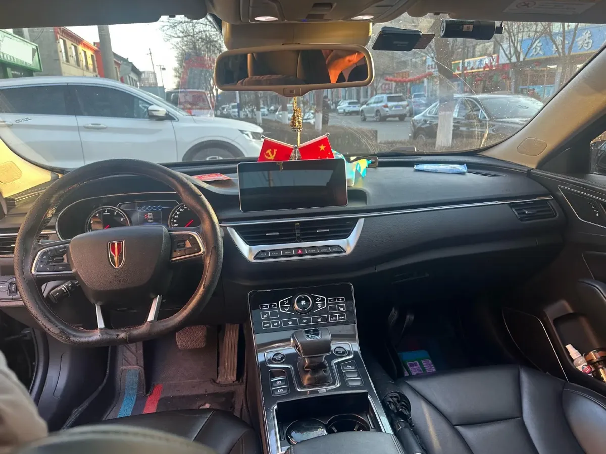 2020 HongQi H5 1.8T 197HP L4 6AT,autocango,china used car exporter,china ev exporter,chinese used car exporter,chinese used ev exporter