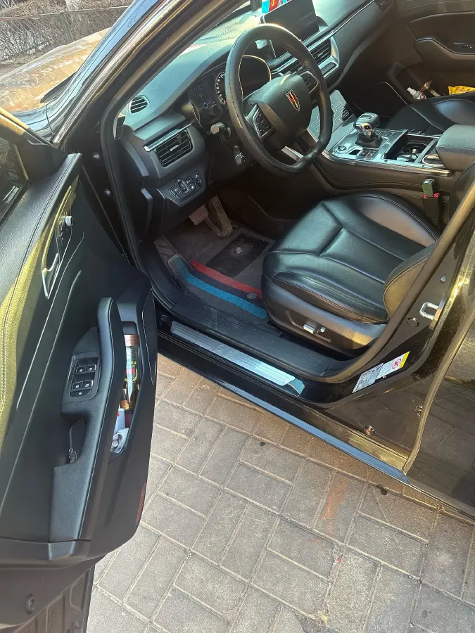 2020 HongQi H5 1.8T 197HP L4 6AT,autocango,china used car exporter,china ev exporter,chinese used car exporter,chinese used ev exporter