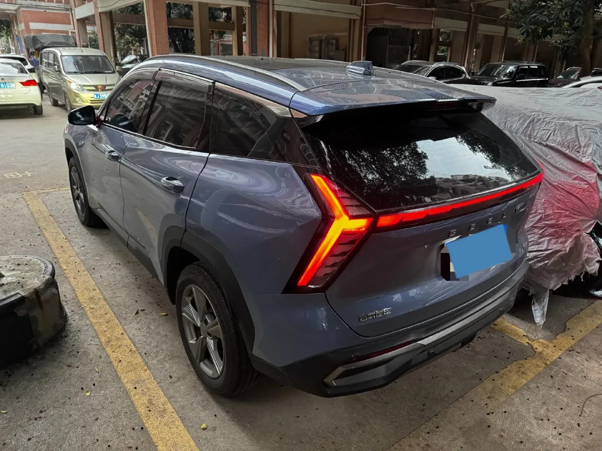 2023 Geely StarRay 1.5T 181HP L4 7DCT,autocango,china used car exporter,china ev exporter,chinese used car exporter,chinese used ev exporter