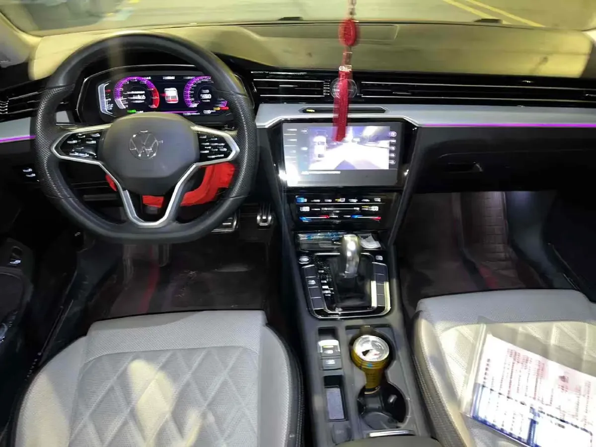 2024 Volkswagen Magotan 2.0T 186HP L4 7DCT,autocango,china used car exporter,china ev exporter,chinese used car exporter,chinese used ev exporter