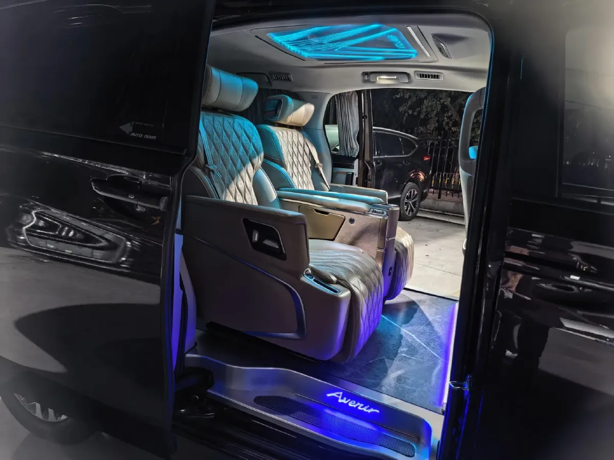 2021 Buick GL8 2.0T 237HP L4 9AT,autocango,china used car exporter,china ev exporter,chinese used car exporter,chinese used ev exporter