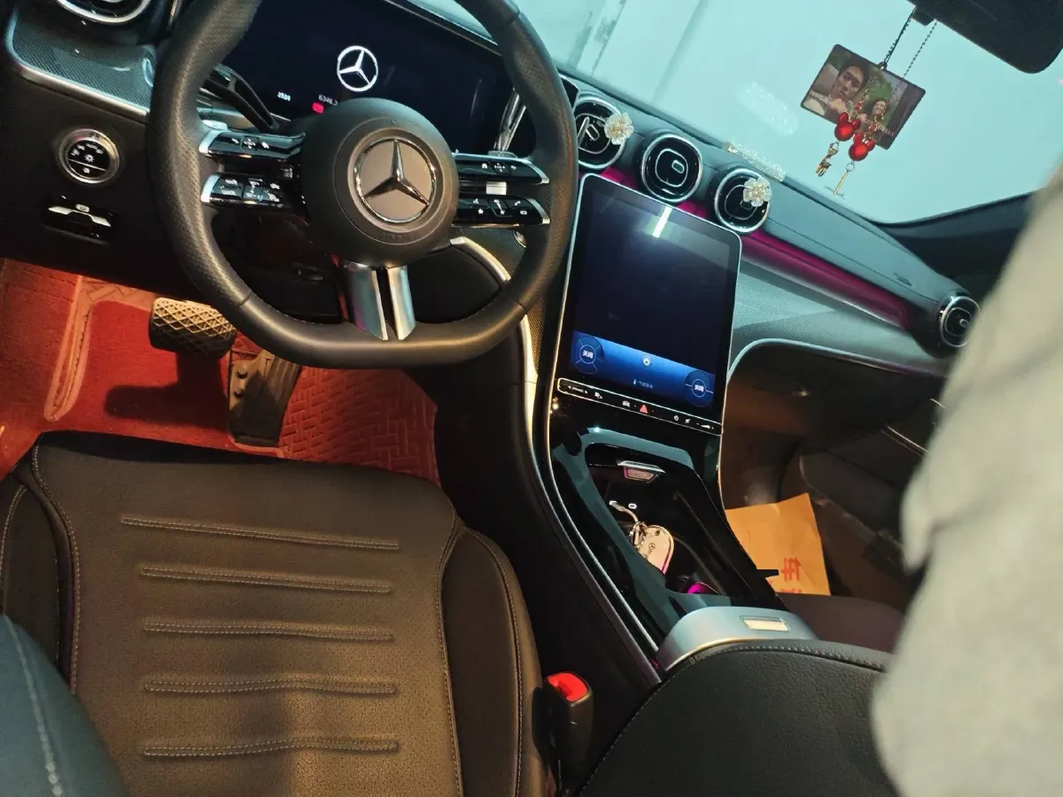 2023 Mercedes-Benz C Class 1.5T 170HP L4 9AT,autocango,china used car exporter,china ev exporter,chinese used car exporter,chinese used ev exporter