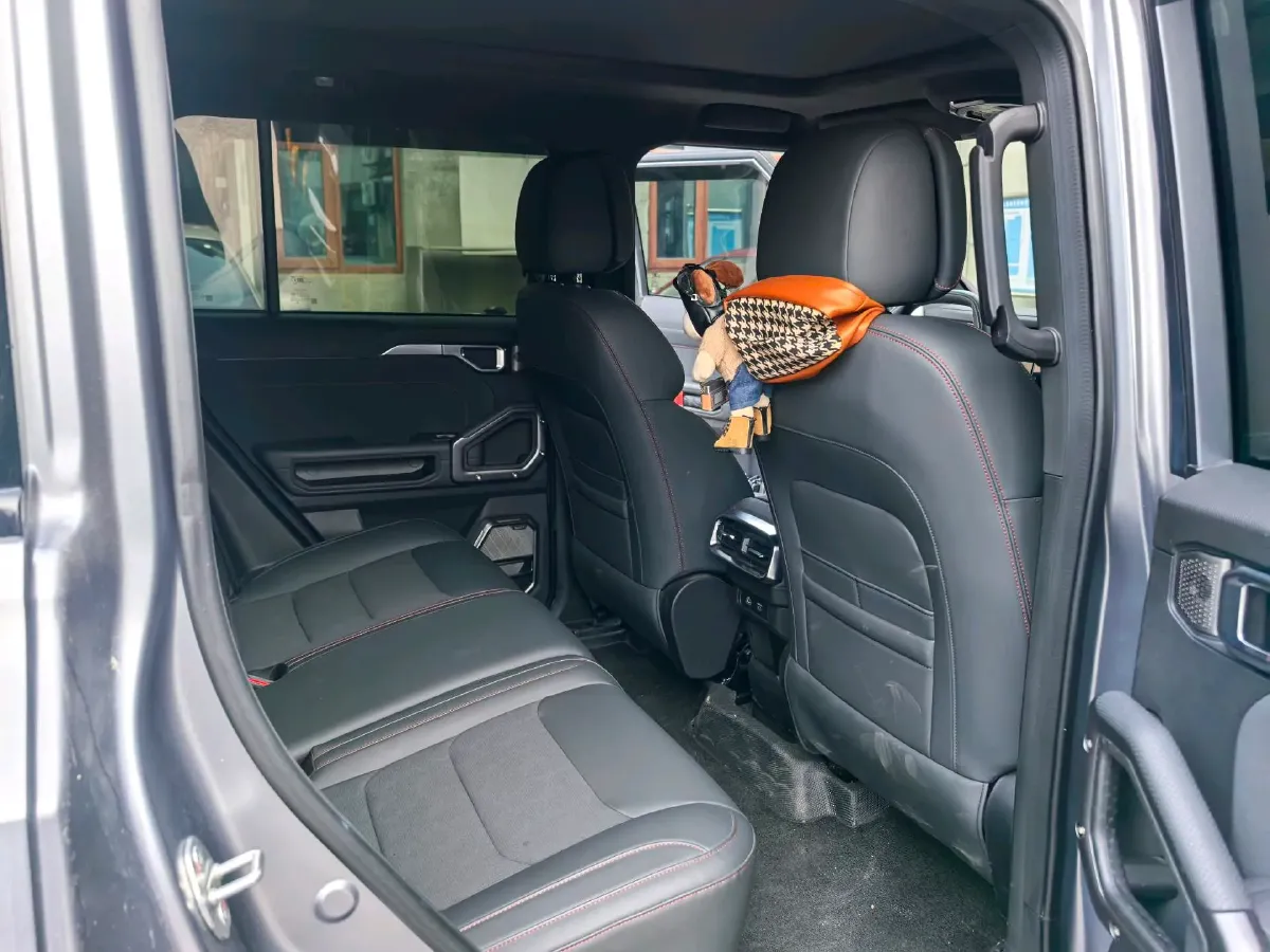 2023 Jetour Traveller 2.0T 254HP L4 8AT,autocango,china used car exporter,china ev exporter,chinese used car exporter,chinese used ev exporter